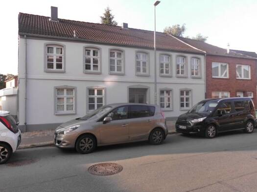 Maisonette zur Miete 830 € 4 Zimmer 85 m² EG frei ab 01.12.2025 Süderstraße 62 Husum 25813