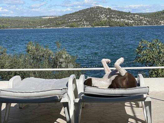 Haus zum Kauf 380.000 € 3 Zimmer 80 m² Bilice, Sibenik - Okolica Bilice