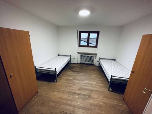 WG-Zimmer zur Miete auf Zeit 25 € 17 m² frei ab sofort Traunstein Traunstein 83278
