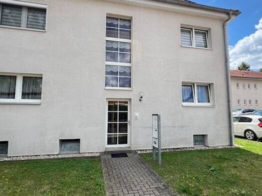 Wohnung zum Kauf 75.000 € 3 Zimmer 57,6 m² Saalfeld Saalfeld/Saale 07318