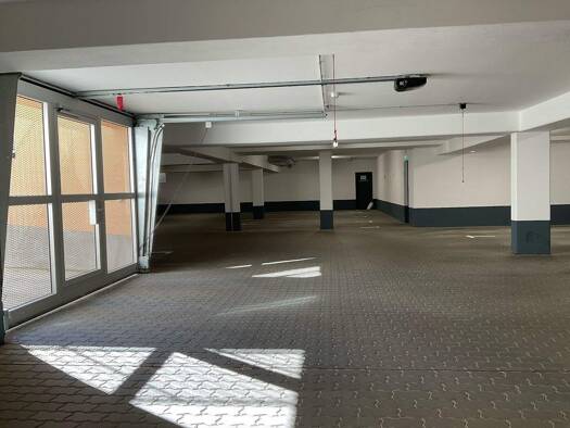 Tiefgarage zur Miete provisionsfrei 50 € Zöllnitz 07751