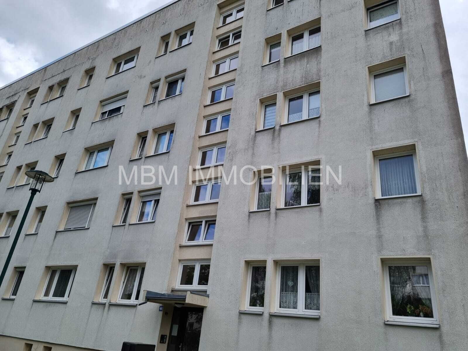 Wohnung zum Kauf 74.500 € 4 Zimmer 68 m²<br/>Wohnfläche Naumburg Naumburg (Saale) 06618