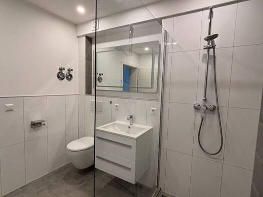 Wohnung zur Miete 730 € 2,5 Zimmer 76 m² Geschoss 1/3 frei ab sofort Angelbachtal 74918