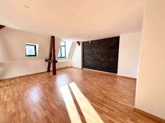 Wohnung zur Miete 355 € 2 Zimmer 79,5 m² Dachgeschoss, 4. Geschoss Kunnerwitzer Straße 23 Südstadt Görlitz 02826