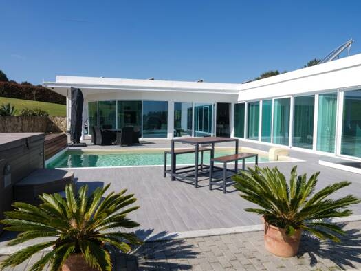 Haus zum Kauf 1.150.000 € 5 Zimmer 254 m² 8.100 m² Grundstück Évora de Alcobaça