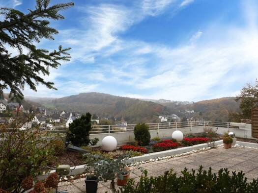 Terrassenwohnung zum Kauf 219.000 € 5 Zimmer 135 m² frei ab sofort Milspe Ennepetal 58256