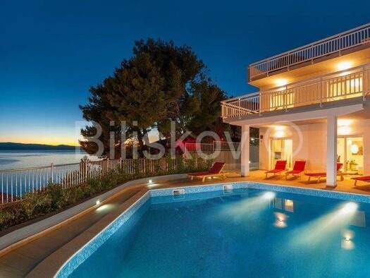 Haus zum Kauf 1.100.000 € 14 Zimmer 294 m² Omis