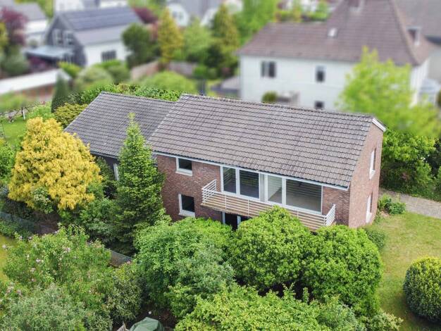 Einfamilienhaus zum Kauf 449.000 € 9 Zimmer 242 m² 716 m² Grundstück Quelle Brackwede 33649