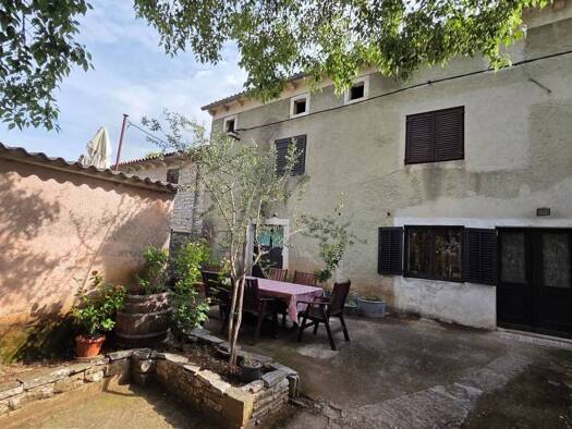 Haus zum Kauf 269.000 € 3 Zimmer 198 m² Svetvinčenat