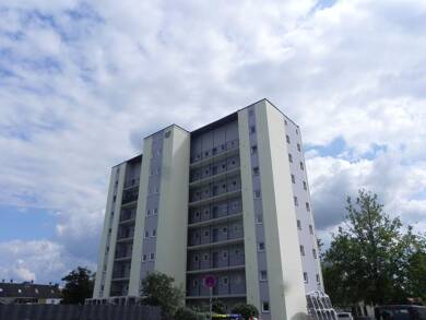 Wohnung zur Miete 300 € 1 Zimmer 31 m² 4. Geschoss frei ab sofort Ostpreußenring 20 Kücknitz Lübeck 23569