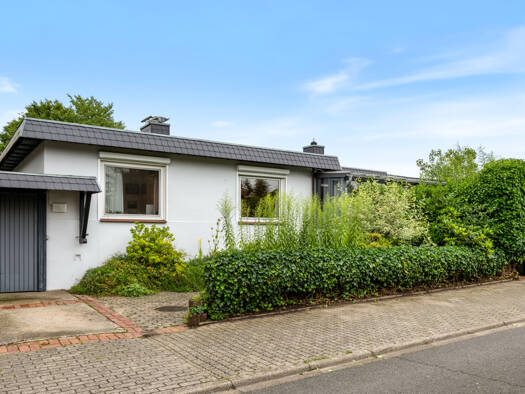Bungalow zum Kauf 359.000 € 3 Zimmer 114,5 m² 425 m² Grundstück Pinneberg 25421
