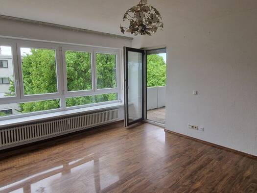 Wohnung zur Miete 1.100 € 4 Zimmer 110 m² Geschoss 3/4 frei ab 01.10.2025 Nordstadt Offenburg 77652