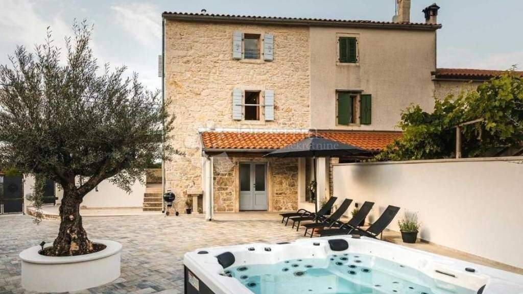 Haus zum Kauf 345.000 € 5 Zimmer 102 m² Luka