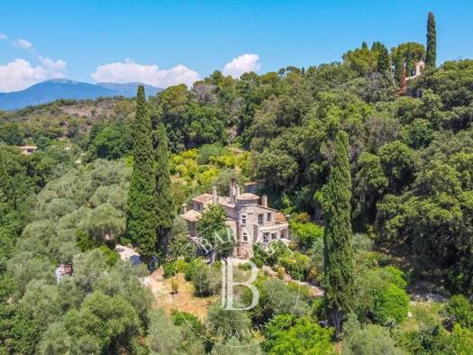 Haus zum Kauf 5.850.000 € 400 m² 20.000 m² Grundstück Vallée Verte-Issarts-Vignasses Biot 06410