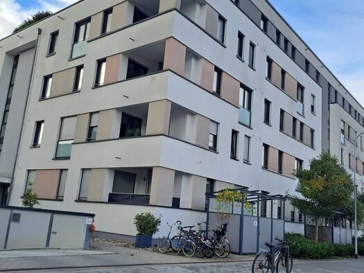 Wohnung zur Miete 1.510 € 3 Zimmer 98 m² Geschoss 2/4 frei ab sofort Langen 63225
