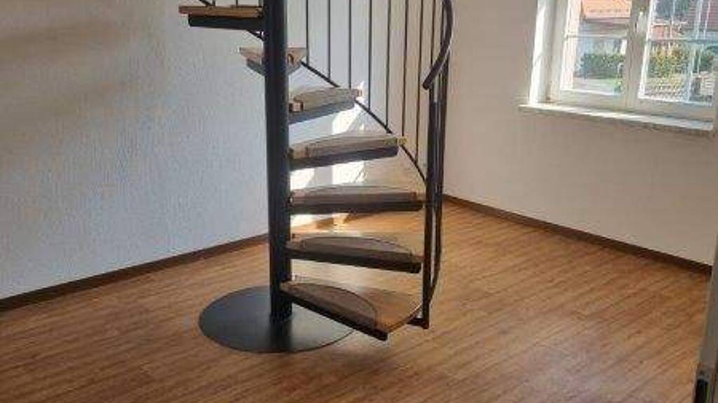 Maisonette zur Miete 395 € 3 Zimmer 69,4 m² Geschoss 1/2 frei ab sofort Siedlung 8 Wülknitz 01609