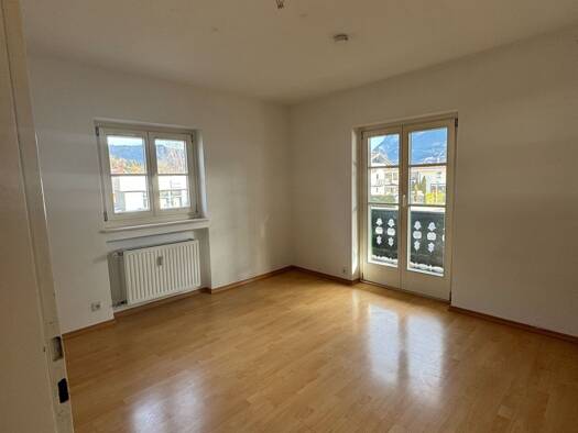 Wohnung zur Miete 1.880 € 4 Zimmer 110 m² Geschoss 1/2 frei ab sofort Garmisch Garmisch-Partenkirchen 82467