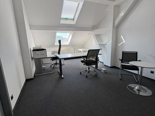 Bürofläche zur Miete provisionsfrei 216 € 24 m² Bürofläche Industriestraße 6 Schwabach Schwabach 91126