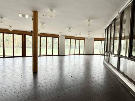 Laden zur Miete 7,06 € Feistritz im Rosental 9181