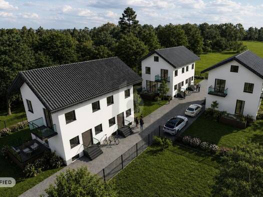 Doppelhaushälfte zum Kauf 649.000 € 5 Zimmer 82 m² 205 m² Grundstück Altglienicke Treptow-Köpenick 12524