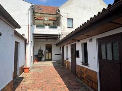 Einfamilienhaus zum Kauf 10 Zimmer 169 m² 341 m² Grundstück Doberlug-Kirchhain Doberlug-Kirchhain 03253