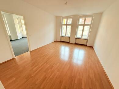 Wohnung zur Miete 875 € 4 Zimmer 111 m² 1. Geschoss Gorrenberg 18 Neustadt Brandenburg an der Havel 14776
