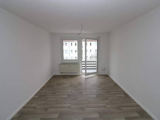 Wohnung zur Miete 379 € 3 Zimmer 57,7 m² 3. Geschoss frei ab 01.04.2026 Albert-Einstein-Straße 7 Freiberg 09599