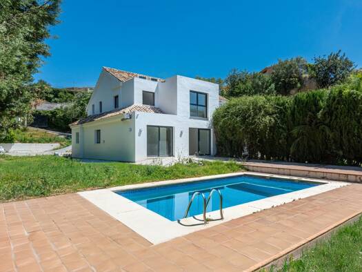 Villa zum Kauf 1.250.000 € 6 Zimmer 328,7 m² 1.165 m² Grundstück Ojen 29610