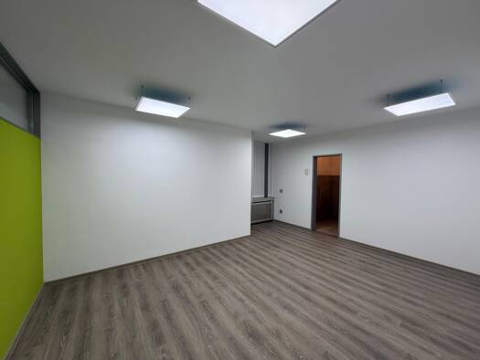 Büro zur Miete provisionsfrei 2.300 € 6 Zimmer 145 m² Bürofläche Siegstraße 80 Dreis-Tiefenbach Netphen 57250