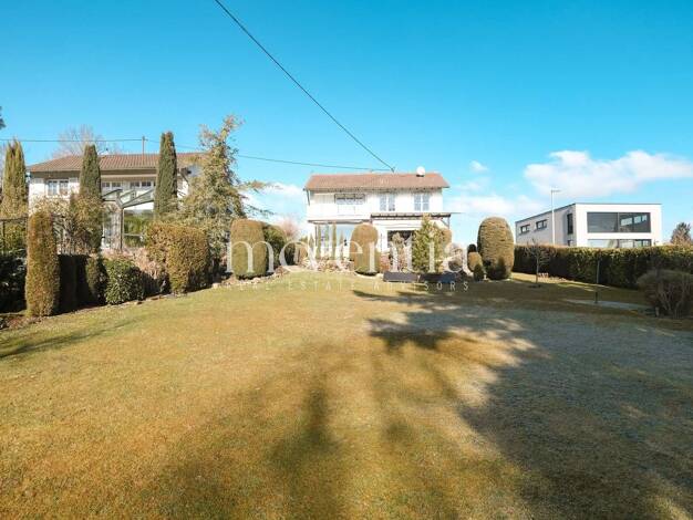Einfamilienhaus zum Kauf 1.349.000 € 8 Zimmer 238,6 m² 1.453 m² Grundstück Leonberg 71229