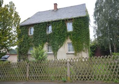 Einfamilienhaus zum Kauf 175.000 € 6 Zimmer 140 m² 740 m² Grundstück Rothenkirchen Steinberg / Rothenkirchen 08237