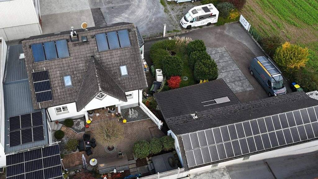 Haus zum Kauf 1.199.000 € 6 Zimmer 175 m² 909 m² Grundstück Siemensstraße 23/1 Großsachsenheim Sachsenheim 74343