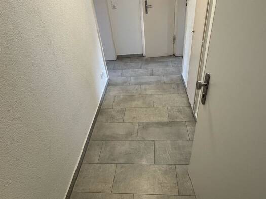 Wohnung zur Miete 900 € 2 Zimmer 56 m² Geschoss EG/1 frei ab sofort Untertürkheim Stuttgart 70327