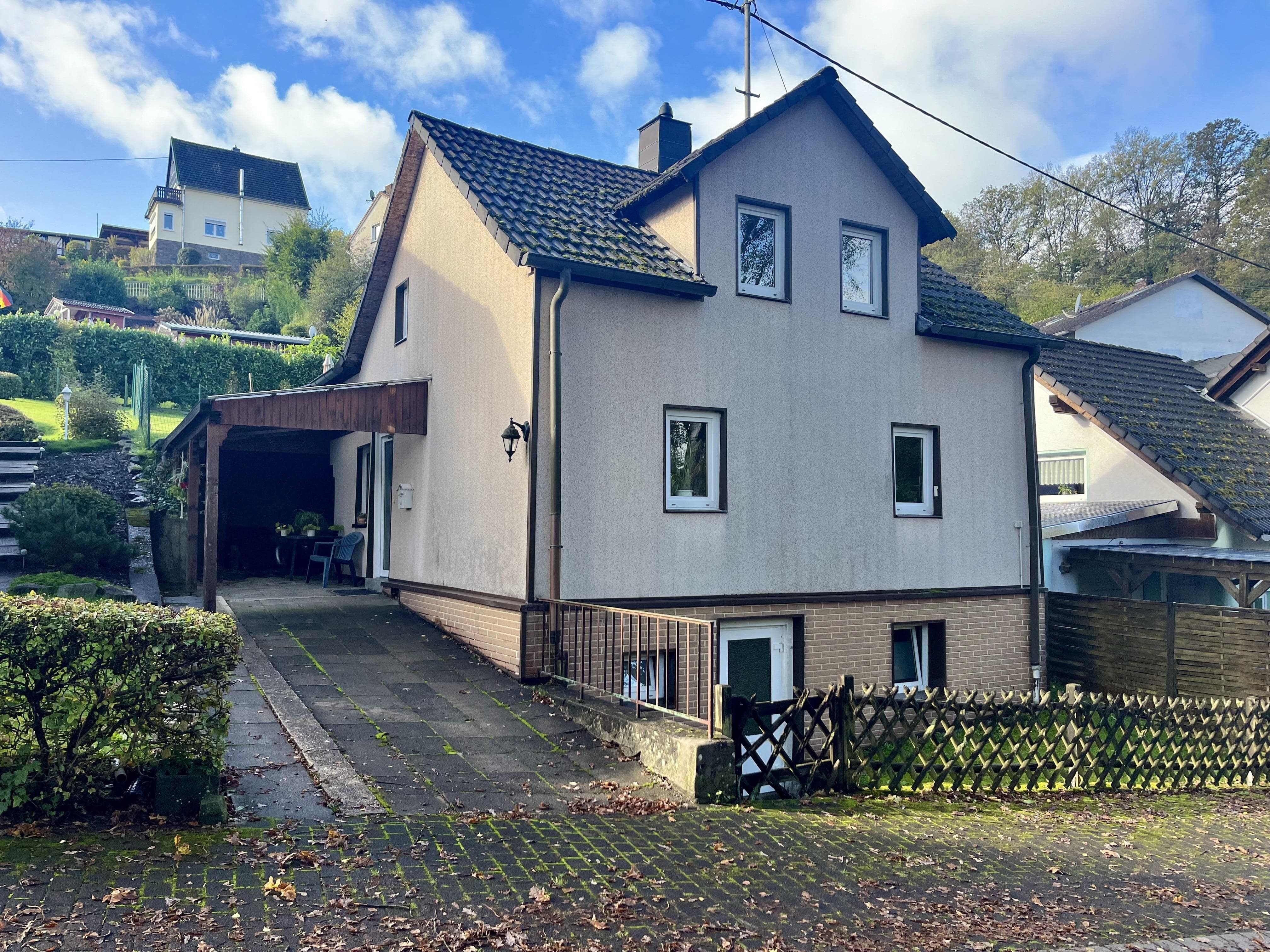 Einfamilienhaus zum Kauf 75.000 € 4 Zimmer 75 m²<br/>Wohnfläche 339 m²<br/>Grundstück Wissen 57537