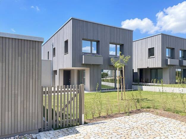 Einfamilienhaus zum Kauf - Erstbezug 885.000 € 5 Zimmer 153,8 m² 335 m² Grundstück frei ab sofort Neuhengstett Althengstett 75382