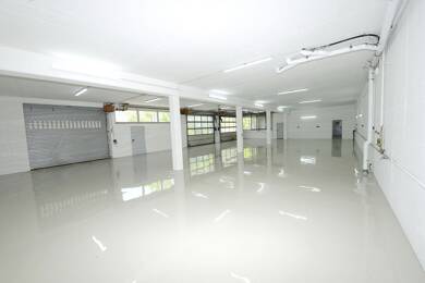 Halle/Industriefläche zur Miete 2.500 € 384 m² Lagerfläche Höchberg 97204