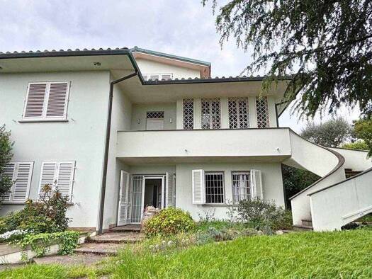 Haus zum Kauf 1.900.000 € 250 m² Paperino 59100