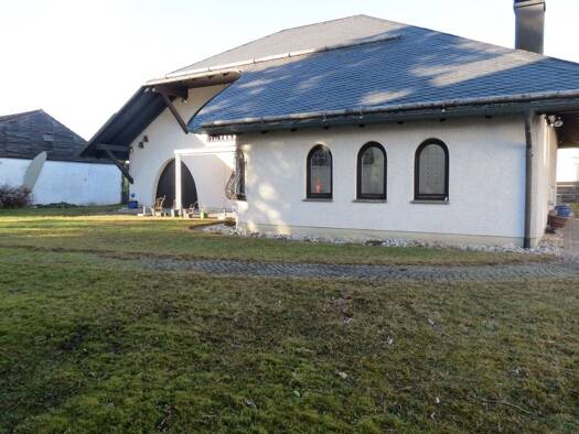 Einfamilienhaus zum Kauf 1.800.000 € 4 Zimmer 180 m² 1.280 m² Grundstück Puchheim 82178