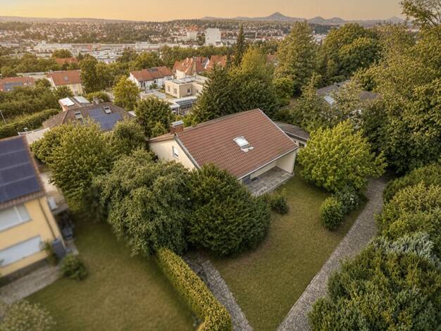 Einfamilienhaus zum Kauf 4 Zimmer 152,4 m² 1.198 m² Grundstück Stadtgebiet Göppingen 73035