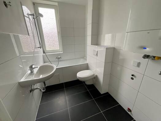 Wohnung zur Miete 379 € 3 Zimmer 54,1 m² 1. Geschoss Tiegenhofer Zeile 1 Fedderwardergroden Wilhelmshaven 26388