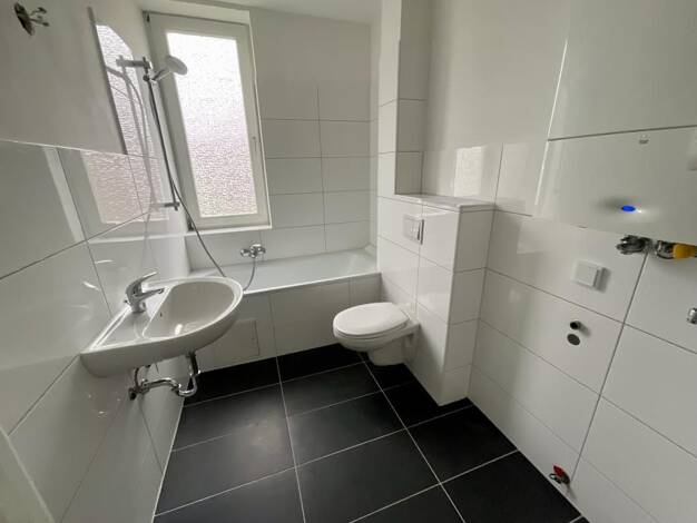 Wohnung zur Miete 379 € 3 Zimmer 54,1 m² 1. Geschoss Tiegenhofer Zeile 1 Fedderwardergroden Wilhelmshaven 26388