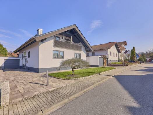 Einfamilienhaus zum Kauf 679.000 € 7 Zimmer 200 m² 1.050 m² Grundstück Zotzenbach Rimbach 64668