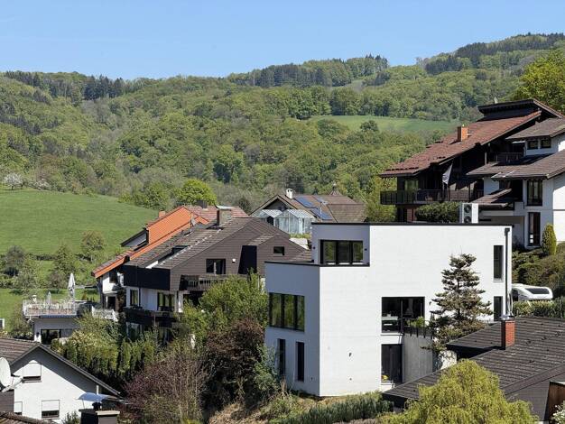 Mehrfamilienhaus zum Kauf provisionsfrei 850.000 € 11 Zimmer 300 m² 600 m² Grundstück Am Steinacker 22 Unter-Flockenbach Gorxheimertal 69517