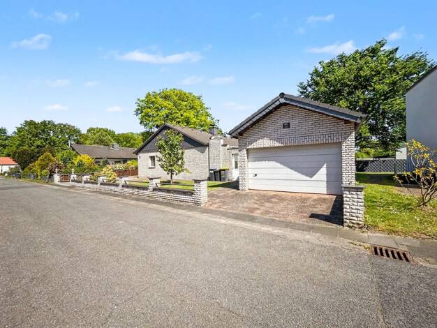 Bungalow zum Kauf 549.000 € 4 Zimmer 160 m² 900 m² Grundstück Aldenrade Duisburg 47179