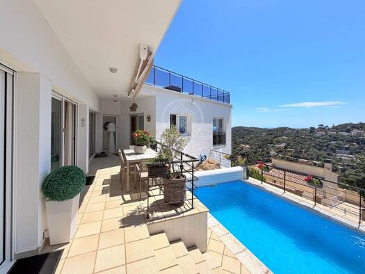 Haus zum Kauf 990.000 € 273 m² 835 m² Grundstück Lloret de Mar 17310