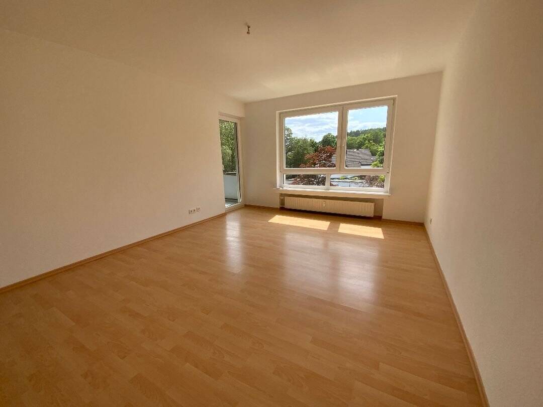 Wohnung zur Miete 407 € 2 Zimmer 54,3 m²<br/>Wohnfläche 3.<br/>Geschoss ab sofort<br/>Verfügbarkeit Schlehenweg 12 Johannesberg Bad Hersfeld 36251