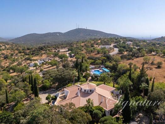 Haus zum Kauf 1.685.000 € 11.400 m² Grundstück Conceição e Estoi 8005