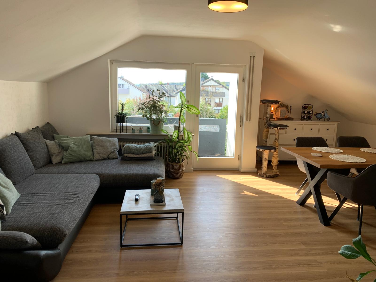 Wohnung zur Miete 950 € 3 Zimmer 65 m²<br/>Wohnfläche 1.<br/>Geschoss 01.02.2025<br/>Verfügbarkeit Renningen Renningen 71272