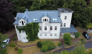 Wohn- und Geschäftshaus zum Kauf als Kapitalanlage geeignet 12 Zimmer 620 m² 1.824 m² Grundstück Wahlbezirk 13 Suhl 98527