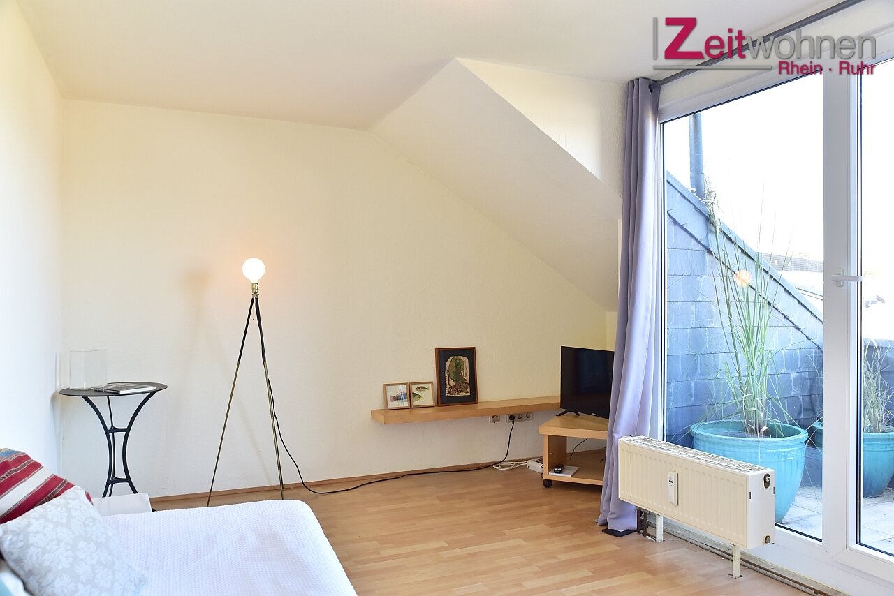 Wohnung zur Miete Wohnen auf Zeit 1.200 € 2 Zimmer 60 m²<br/>Wohnfläche 01.02.2025<br/>Verfügbarkeit Raderberg Köln 50968